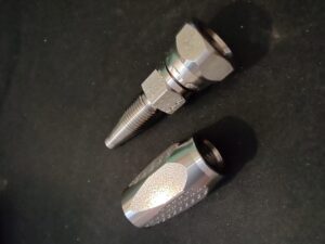 Alternative view of Reusable 1/4" BSP Swivel Female 60° Cone for SAE100 R7 High Pressure Hose complete with Ferrule