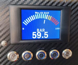 Alternative view of Digital Manometer 0-100 Bar with pressure switch and alarm output at 68 Bar